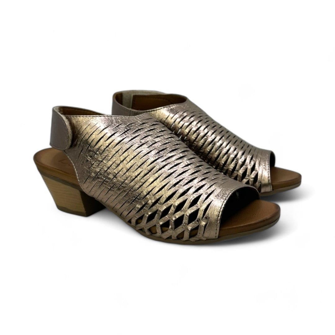 Bueno Shoes Lacey-Taupe